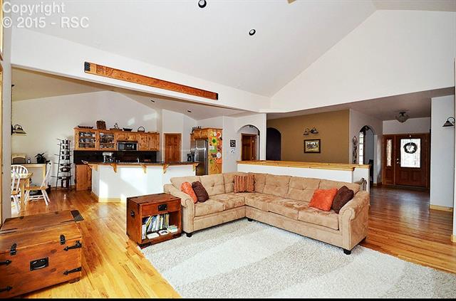 17850 Sawmill Road Colorado Springs, CO 80908 - Photo 8 of 28 Gallery Image 8