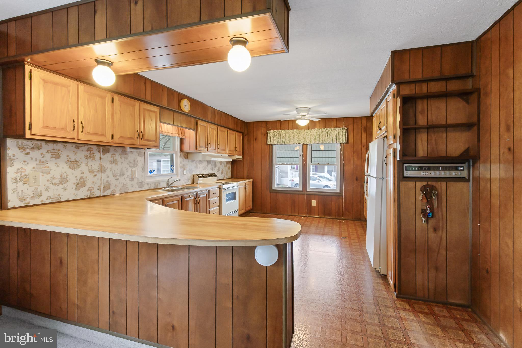 23 Jere Road Gordonville, PA 17529 - Photo 5 of 30 Lg Kitchen w/Plenty of storage and counter space