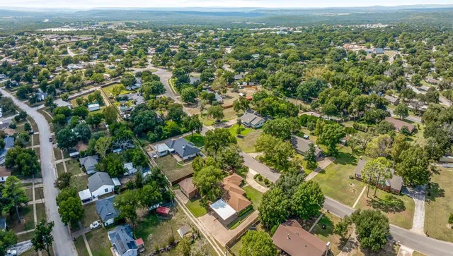 $349,900 | 1325 Corvadura Street, Graham, TX 76450