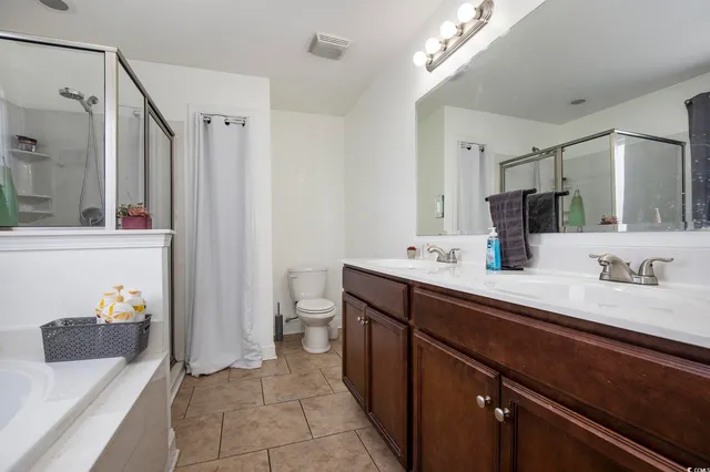 $374,900 | 617 Forbes Drive, Myrtle Beach, SC 29588