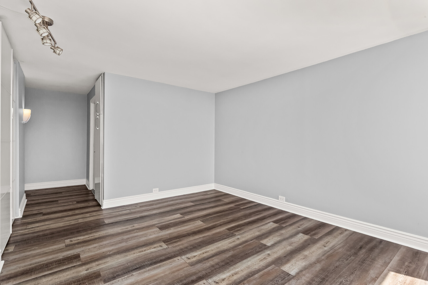 5445 North Sheridan Road, Unit 3501 Chicago, IL 60640 - Photo 14 of 29