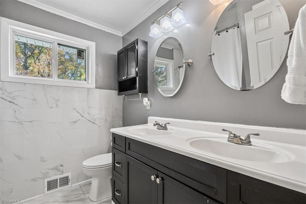 691 Rich Hilton Road Thomasville, NC 27360 - Photo 23 of 50