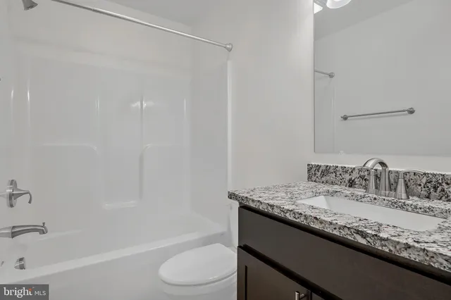 $1,974 | 2750 Maplewood Circle, Harrisburg, PA 17110