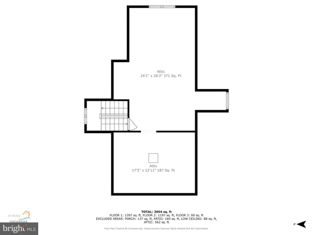 a black and white photo of a picture