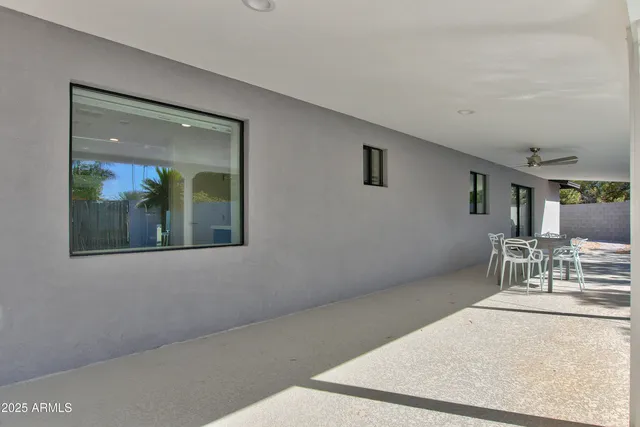 a view of outdoor space