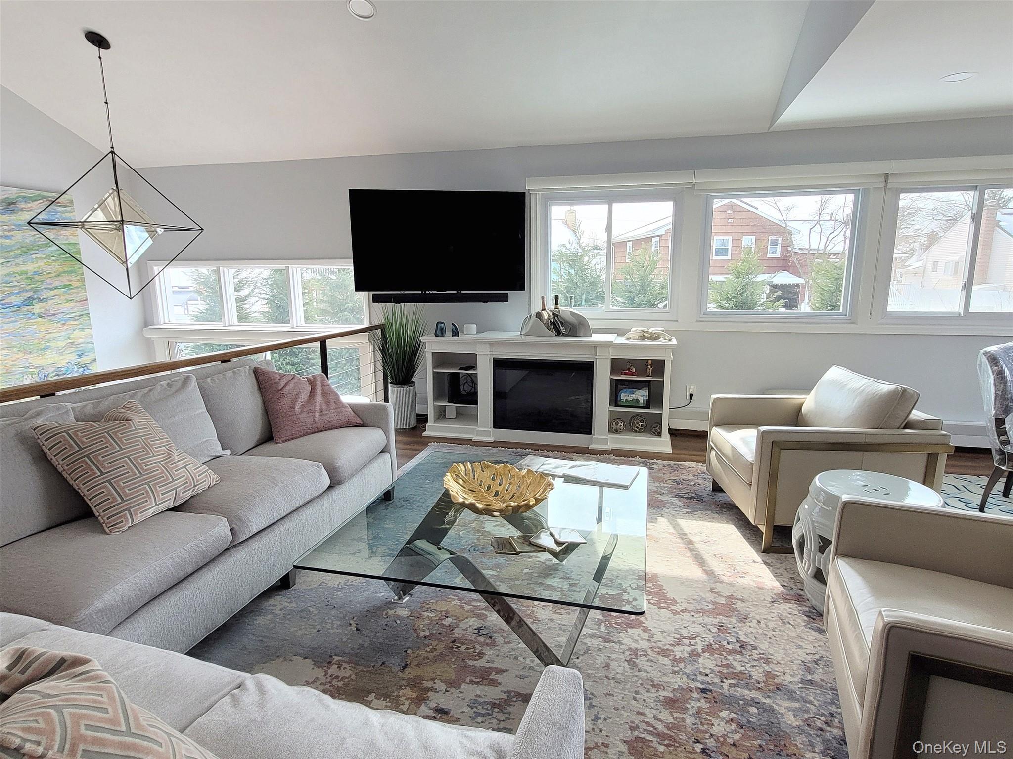 702 Fishermans Road Baldwin, NY 11510 - Photo 2 of 26