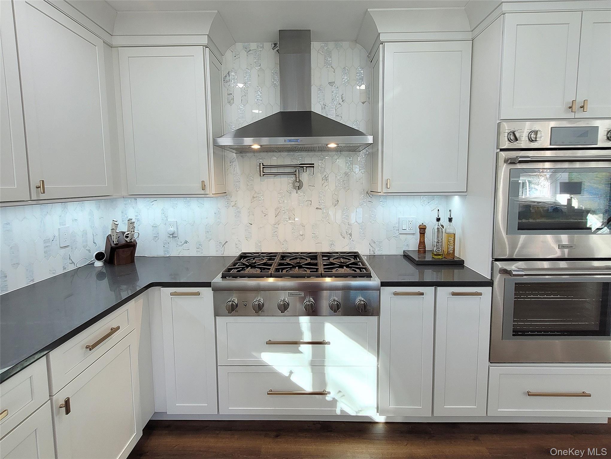 702 Fishermans Road Baldwin, NY 11510 - Photo 8 of 26