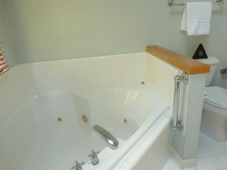 7050 Warren Road Ann Arbor, MI 48105 - Photo 23 of 38 Photo 23