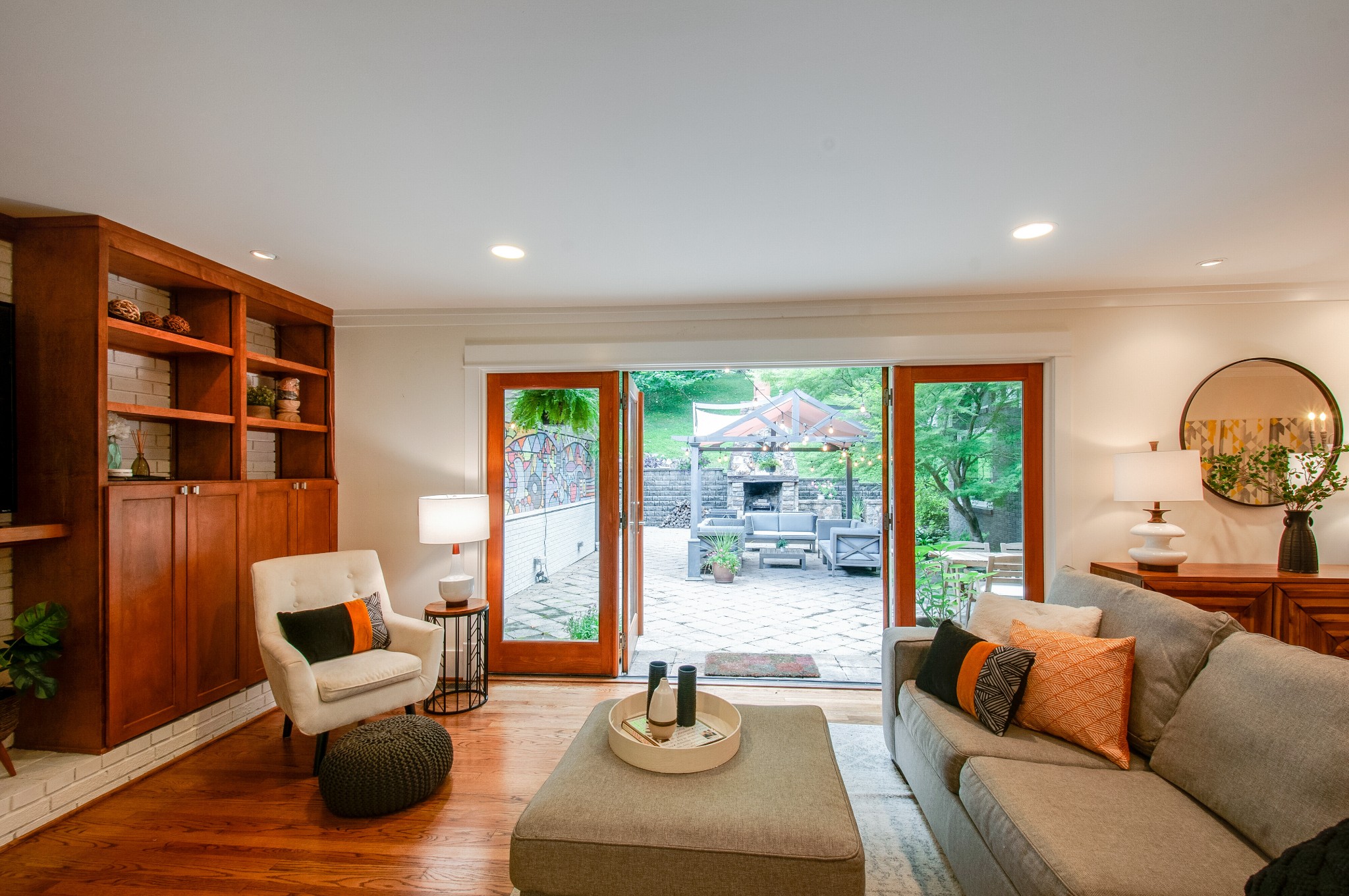 751 Rodney Drive Nashville, TN 37205 - Photo 11 of 50 a living room with furniture