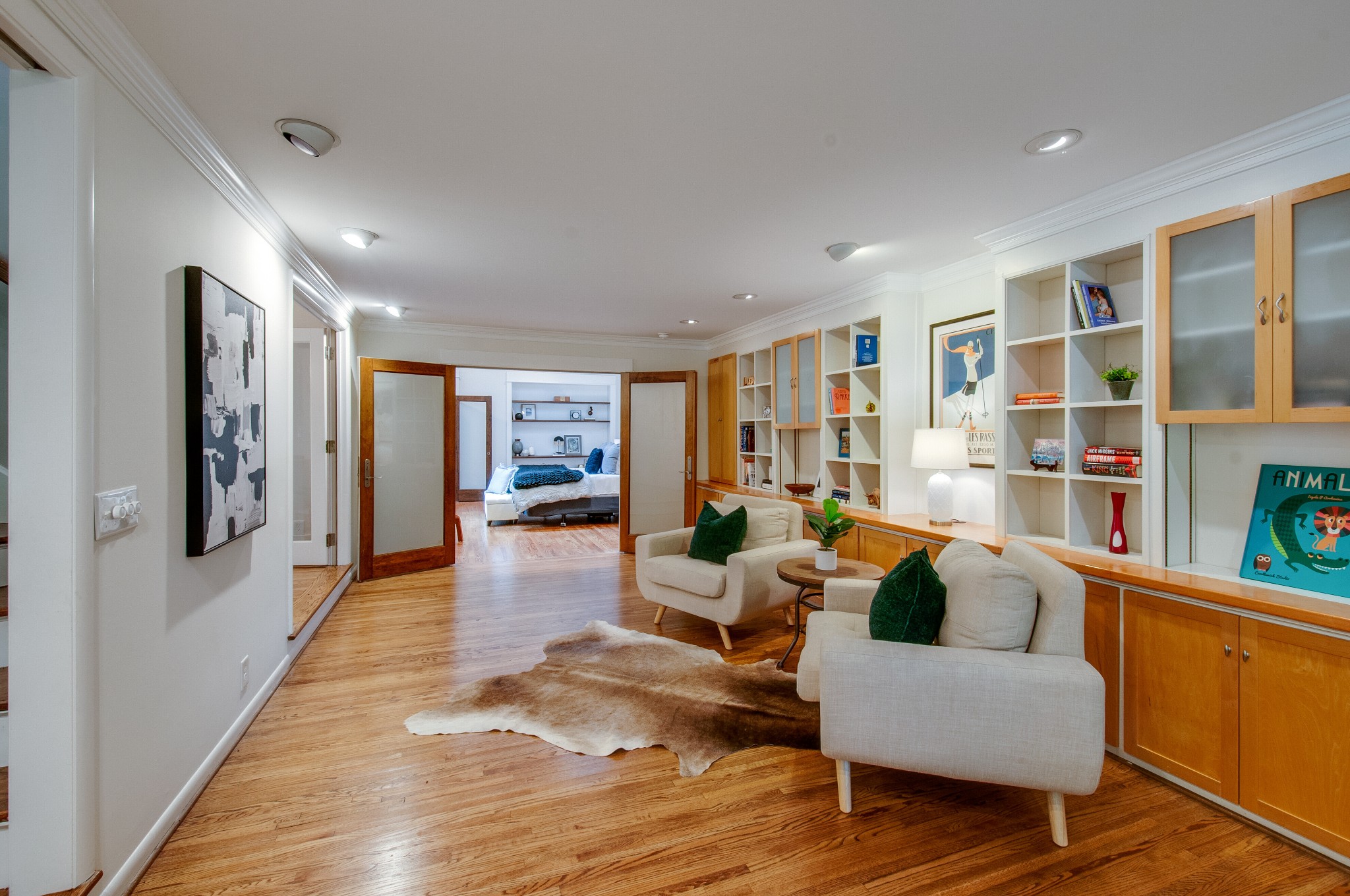 751 Rodney Drive Nashville, TN 37205 - Photo 17 of 50 a living room with furniture and a wooden floor