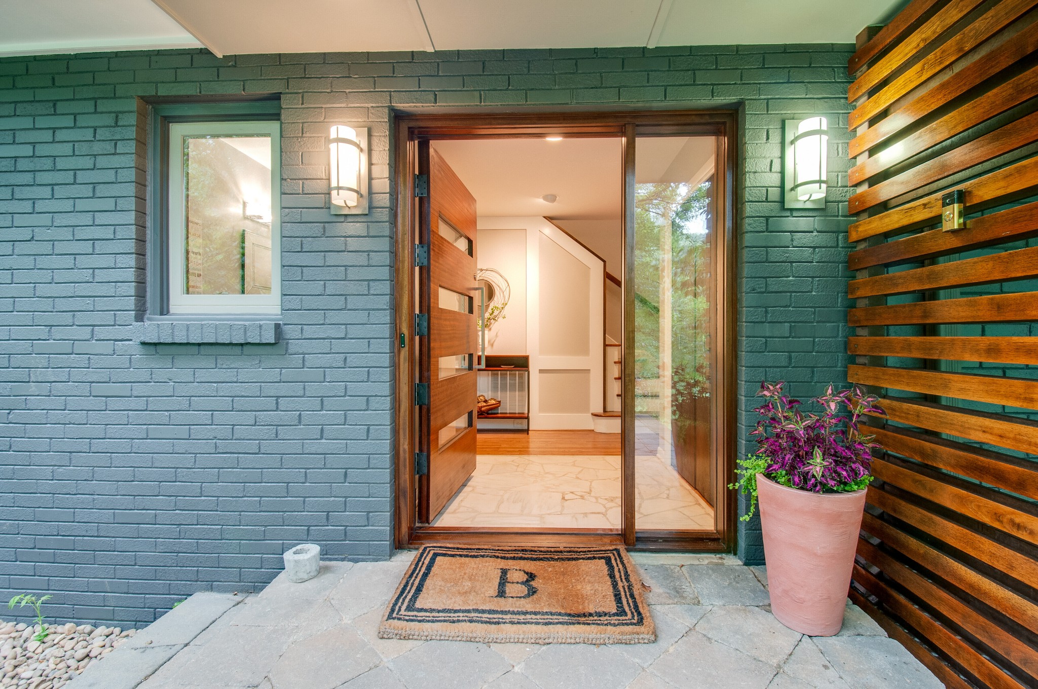 751 Rodney Drive Nashville, TN 37205 - Photo 4 of 50 a view of a porch with a potted plant