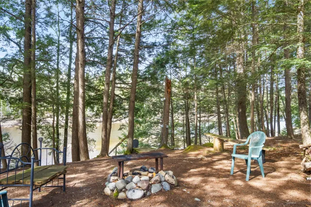 $599,000 | 1 Pioneer Lane, Howland, ME 04448