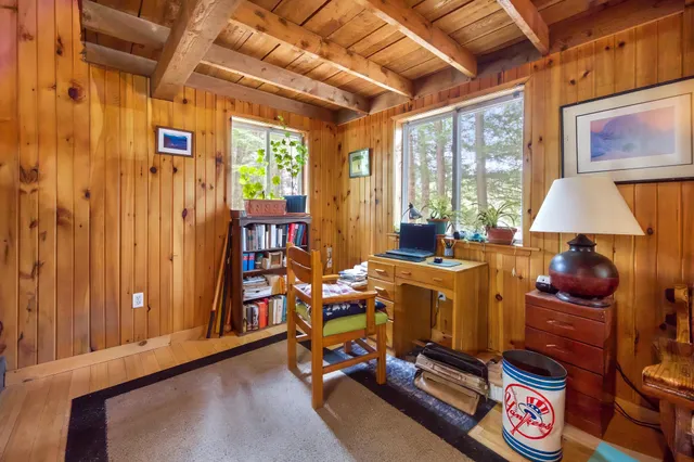 $599,000 | 1 Pioneer Lane, Howland, ME 04448