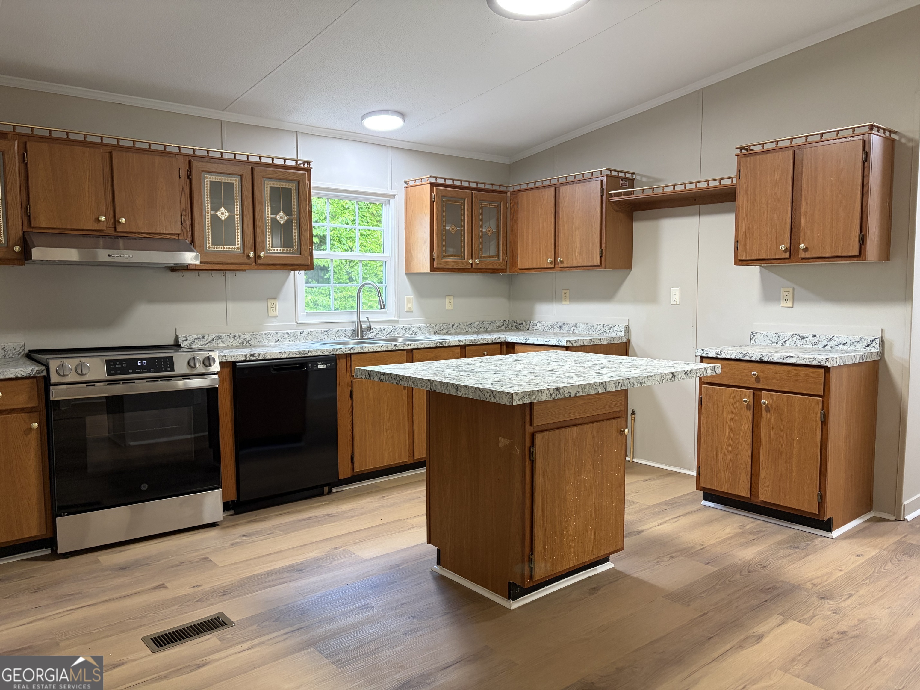 590 Unionville Road Barnesville, GA 30204 - Photo 10 of 24