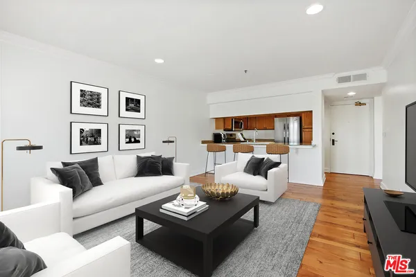 $4,995 | 1430 North Harper Avenue, Unit 211, West Hollywood, CA 90046
