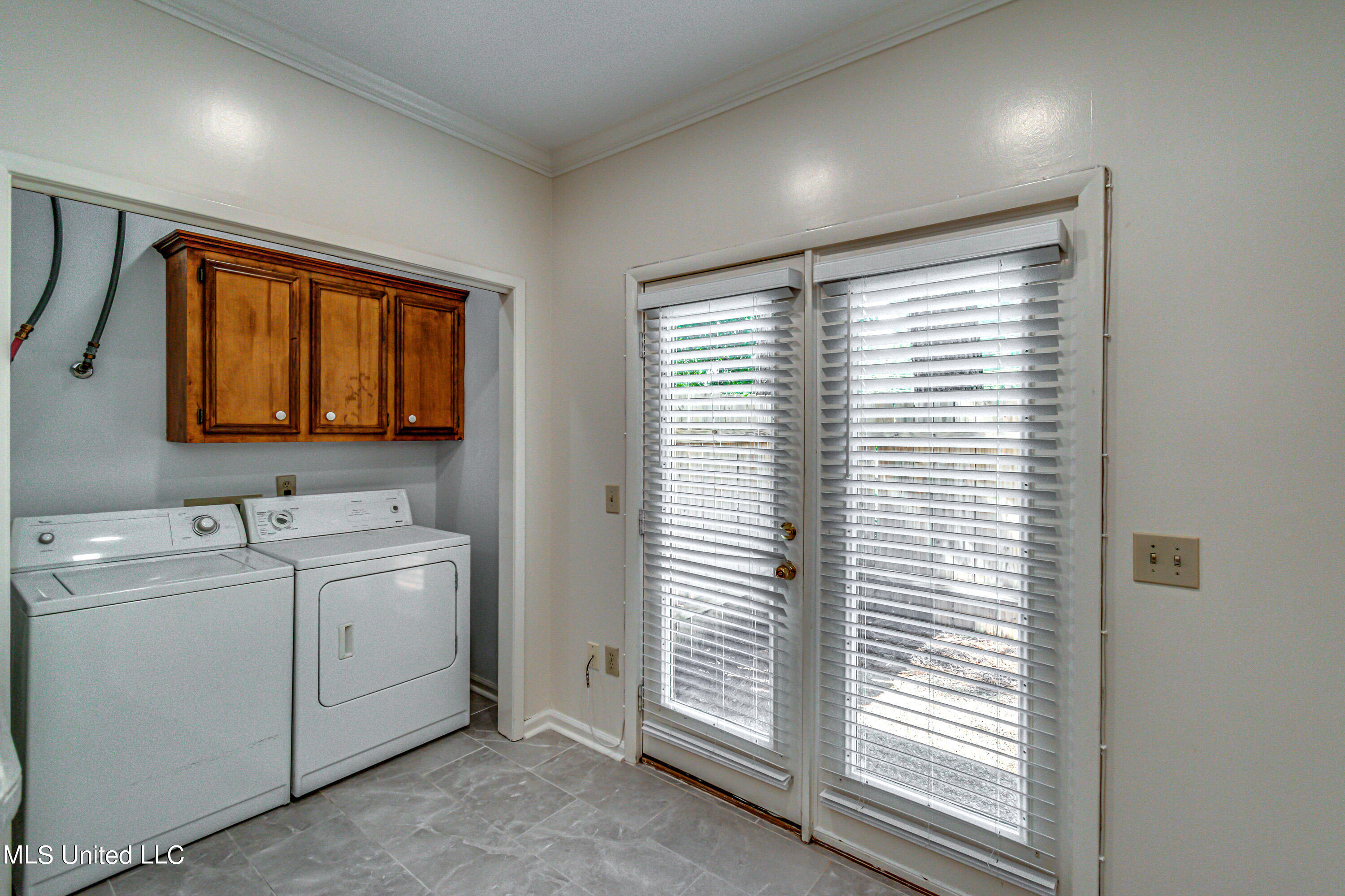 5060 Shadow Ridge Jackson, MS 39211 - Photo 14 of 32 5060 Harling Place-40