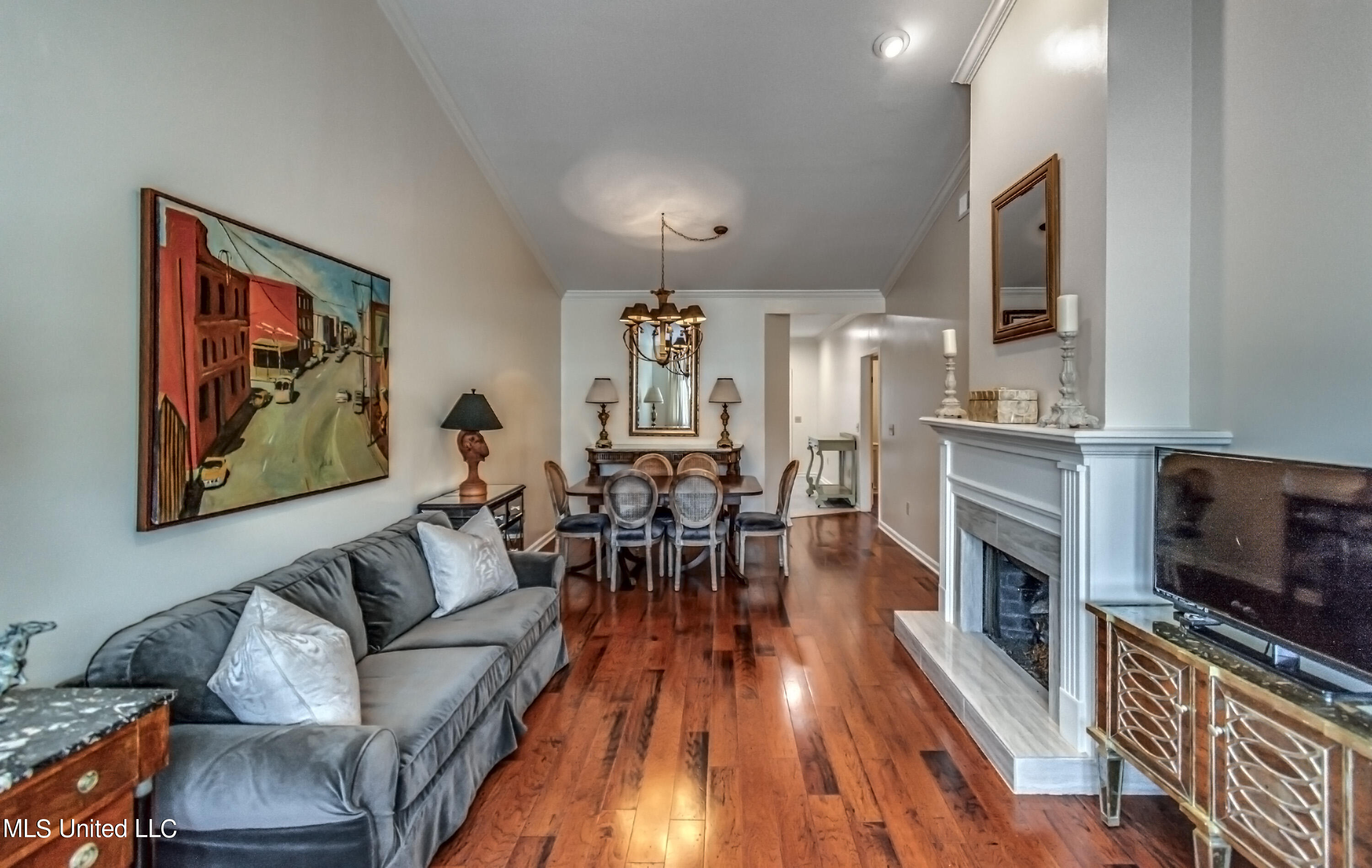5060 Shadow Ridge Jackson, MS 39211 - Photo 2 of 32 Move-in ready!