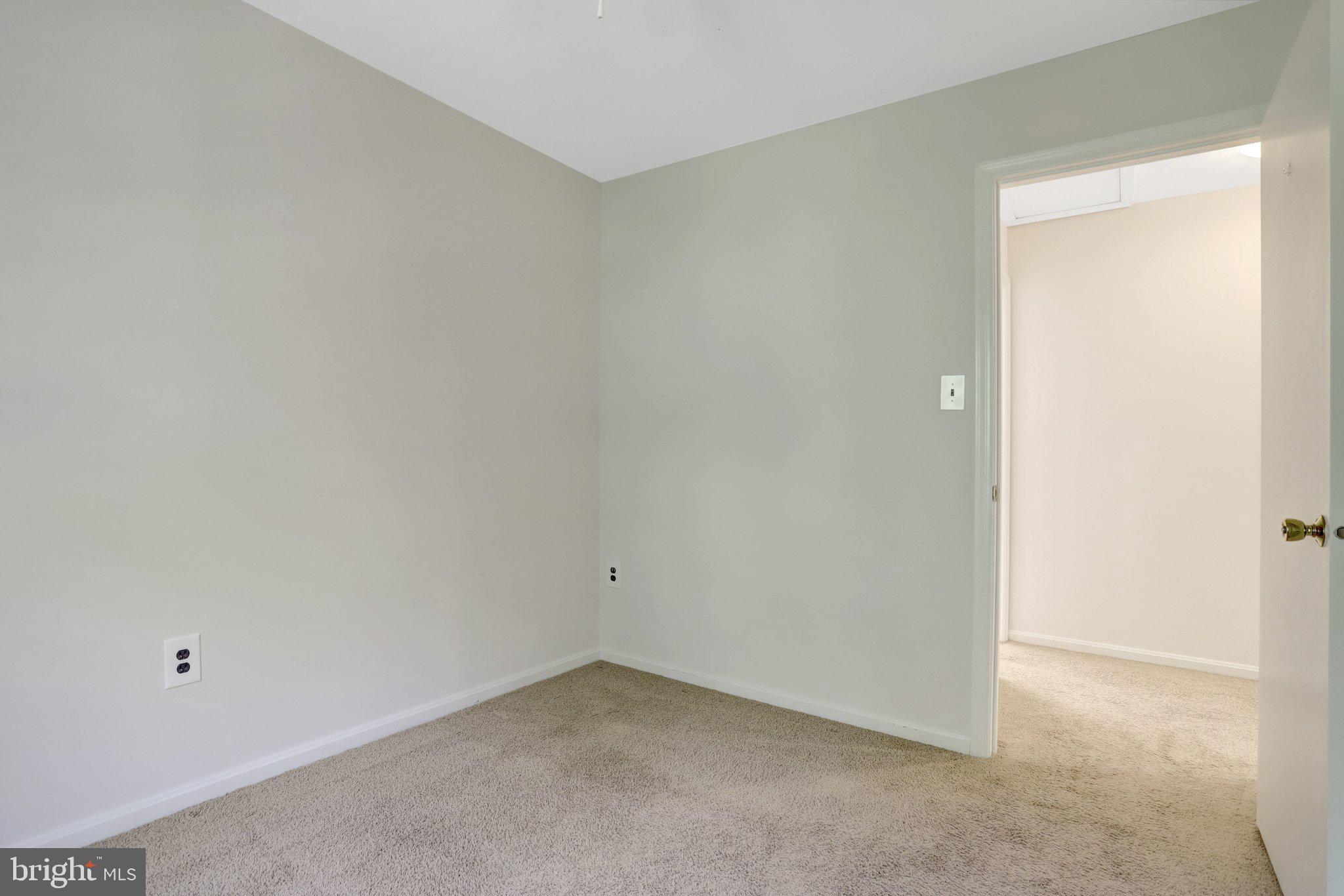 7416 Spring Tree Drive Springfield, VA 22153 - Photo 34 of 60 Gallery Image 34