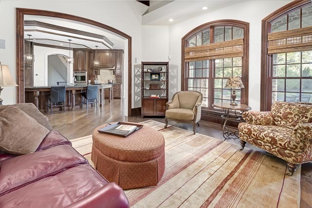 25W723 Durfee Road Wheaton, IL 60189 - Photo 6 of 50