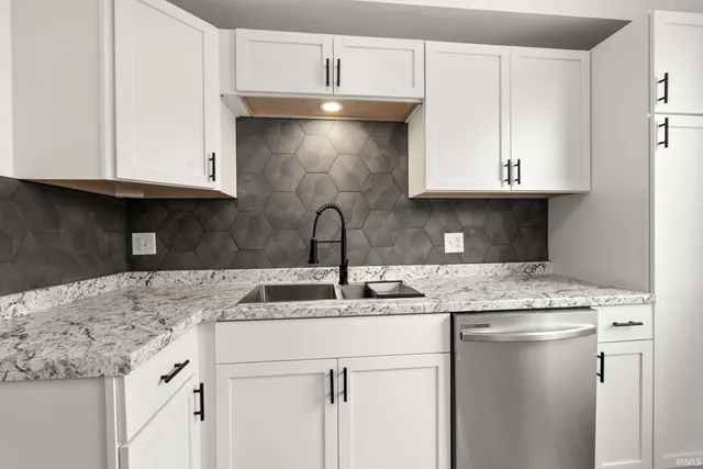 $199,900 | 3004 Hoagland Avenue, Fort Wayne, IN 46807