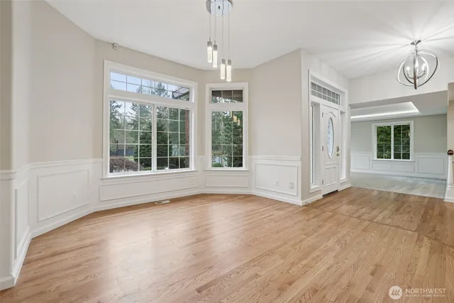 $948,800 | 36121 79th Avenue South, Roy, WA 98580