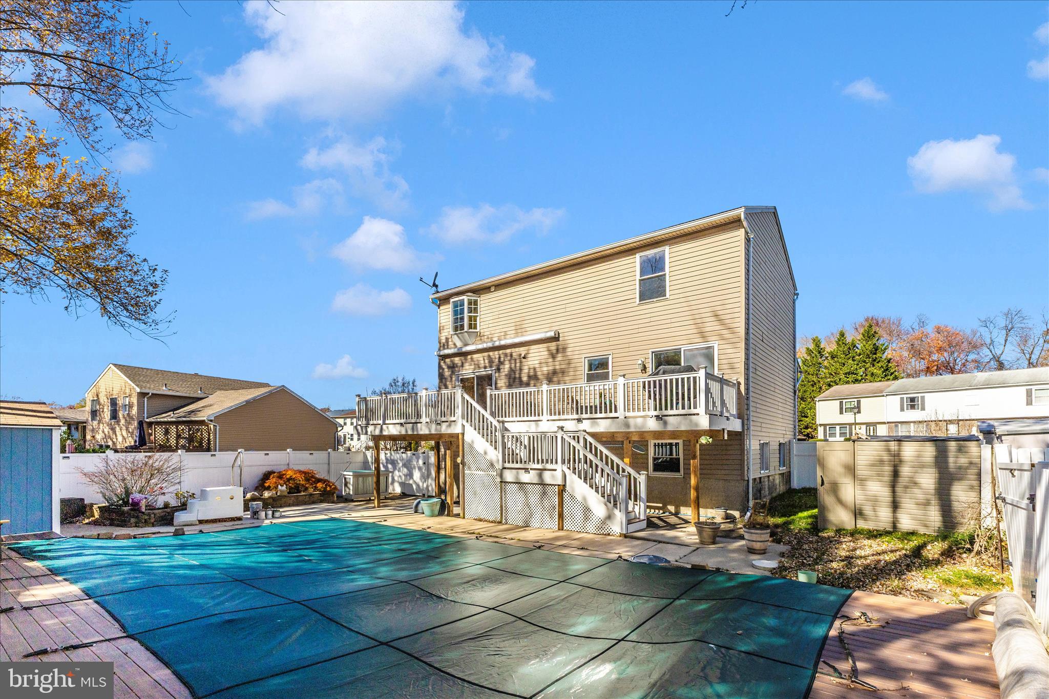 3919 Link Avenue Nottingham, MD 21236 - Photo 47 of 63 a view of a building with many windows