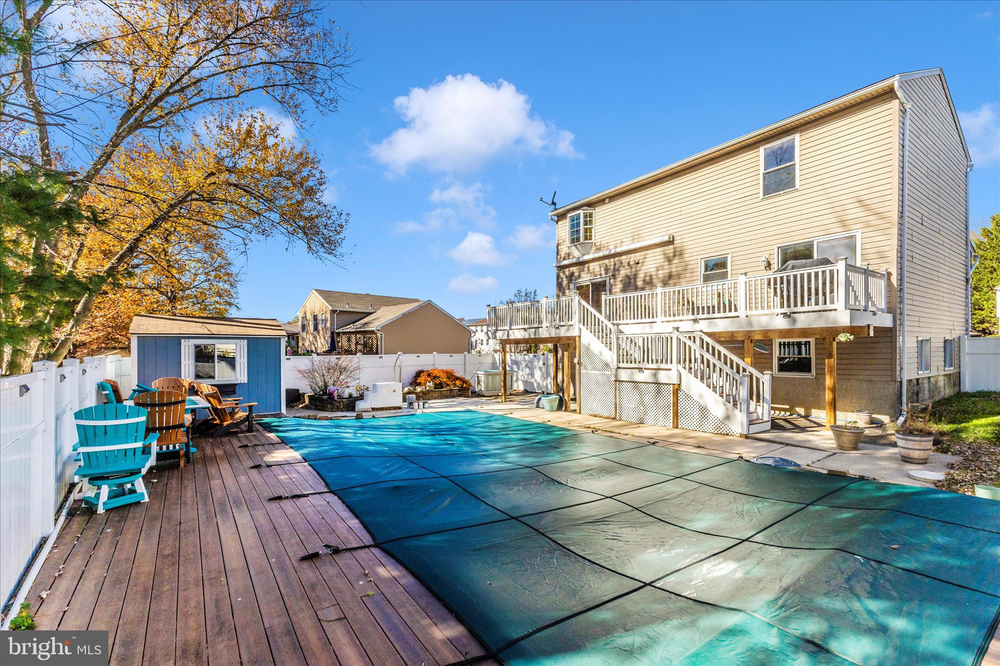 3919 Link Avenue Nottingham, MD 21236 - Photo 49 of 63 a view of a building with a patio