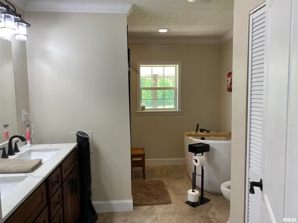 a view of living room