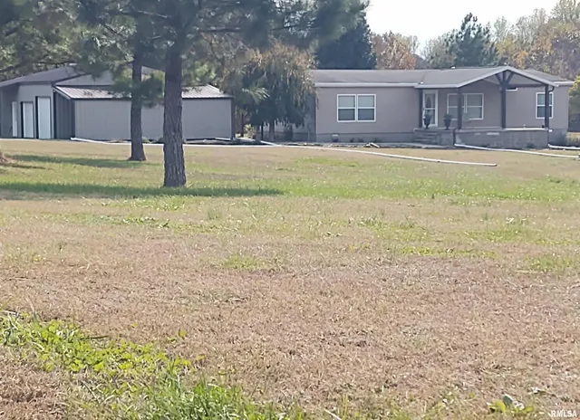 $399,900 | 1640 Pleasant Ridge Road, Vienna, IL 62995