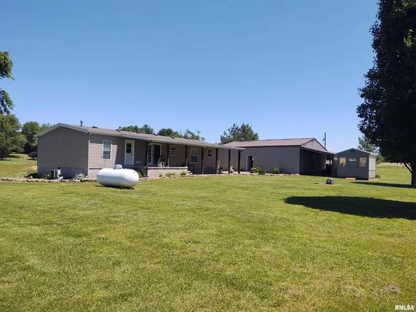 $345,000 | 1640 Pleasant Ridge Road, Vienna, IL 62995