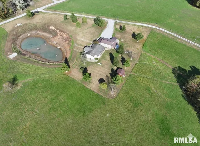 $399,900 | 1640 Pleasant Ridge Road, Vienna, IL 62995