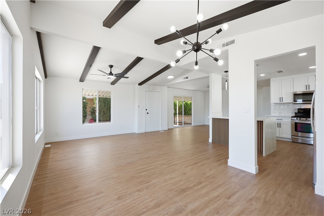 4557 Royal Ridge Way Las Vegas, NV 89103 - Photo 11 of 34 Gallery Image 11