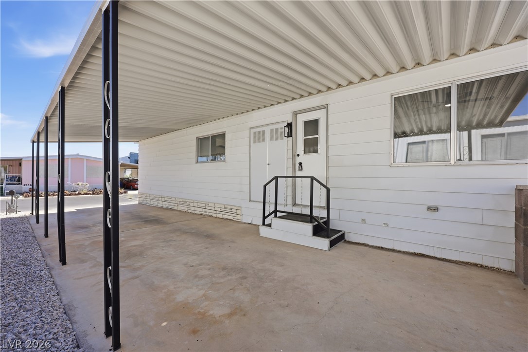 4557 Royal Ridge Way Las Vegas, NV 89103 - Photo 15 of 34 Gallery Image 15