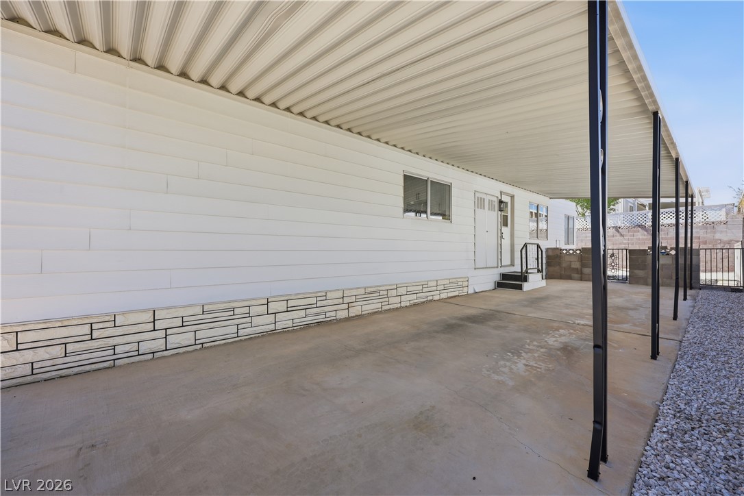 4557 Royal Ridge Way Las Vegas, NV 89103 - Photo 17 of 34 Gallery Image 17