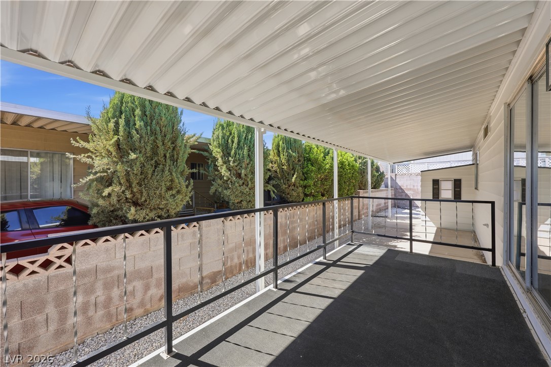 4557 Royal Ridge Way Las Vegas, NV 89103 - Photo 20 of 34 Gallery Image 20