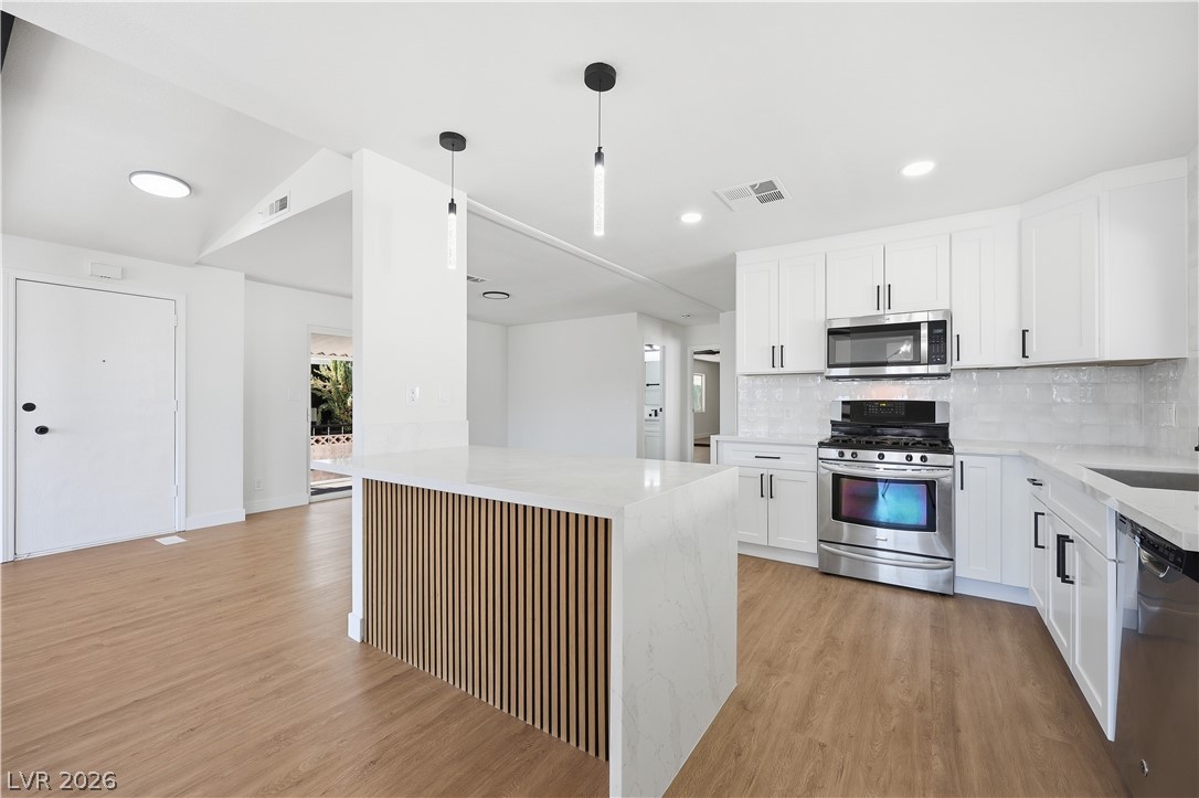 4557 Royal Ridge Way Las Vegas, NV 89103 - Photo 2 of 34 Gallery Image 2