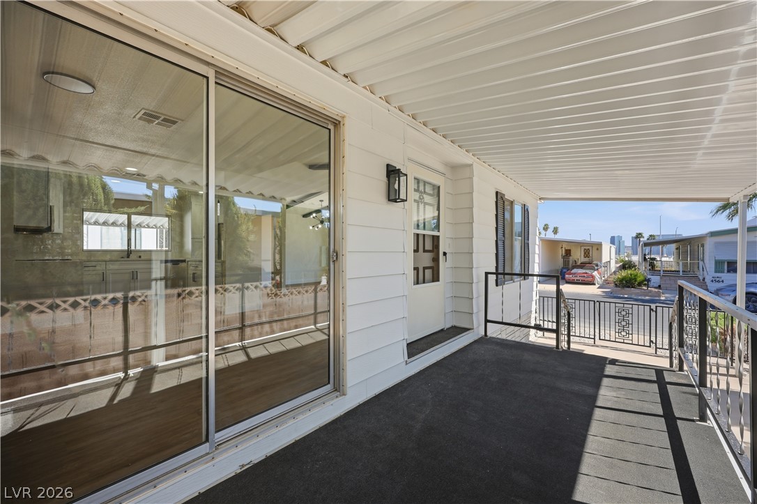 4557 Royal Ridge Way Las Vegas, NV 89103 - Photo 21 of 34 Gallery Image 21