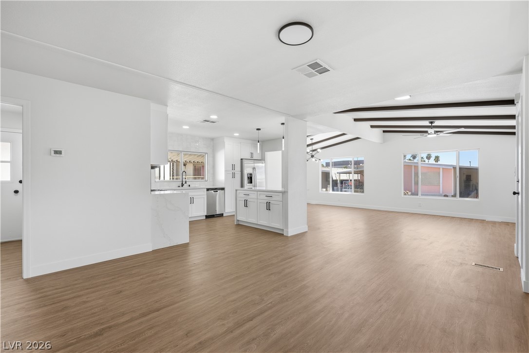 4557 Royal Ridge Way Las Vegas, NV 89103 - Photo 5 of 34 Gallery Image 5