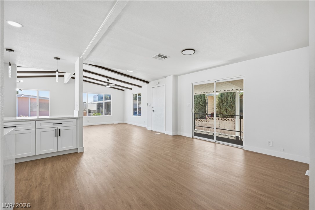4557 Royal Ridge Way Las Vegas, NV 89103 - Photo 6 of 34 Gallery Image 6