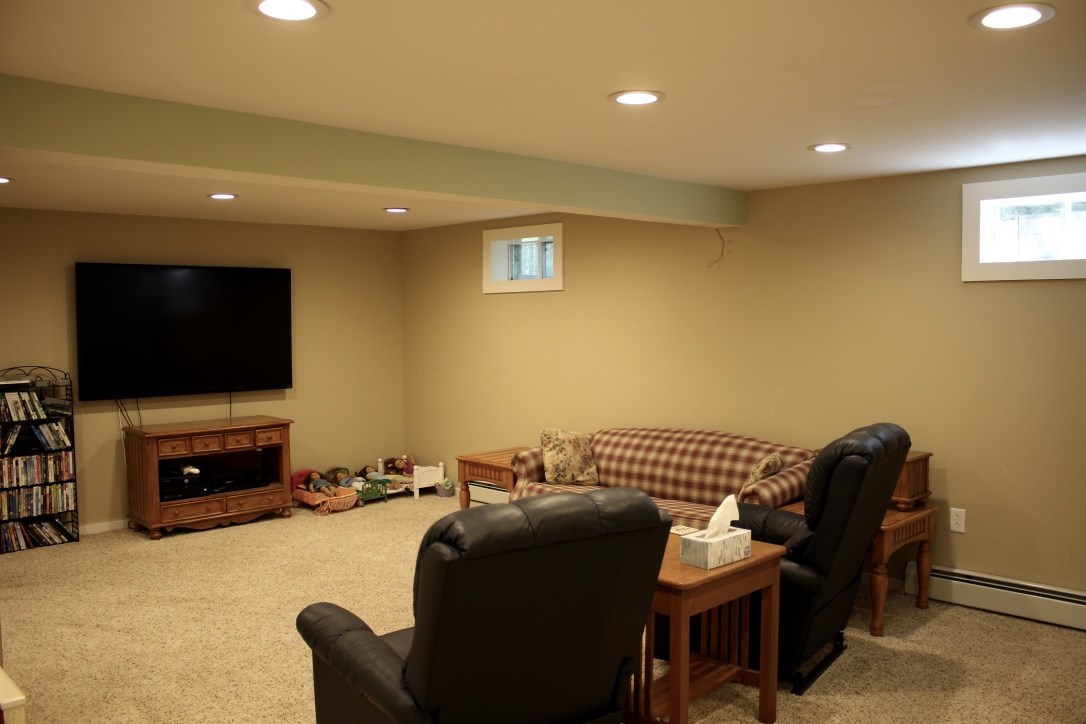 1161 Prospect Street Bethlehem, NH 03574 - Photo 32 of 39 Gallery Image 32