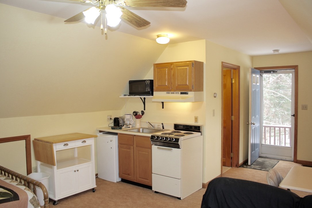 1161 Prospect Street Bethlehem, NH 03574 - Photo 38 of 39 Gallery Image 38