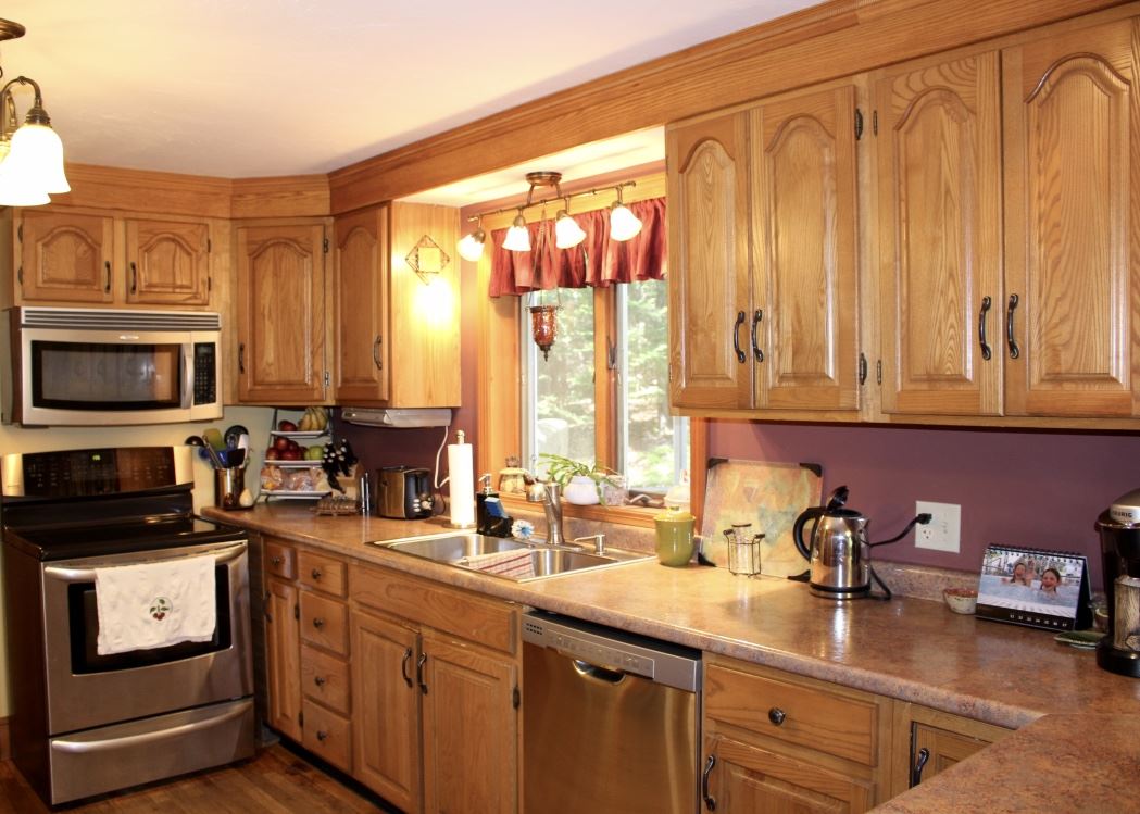 1161 Prospect Street Bethlehem, NH 03574 - Photo 8 of 39 Gallery Image 8