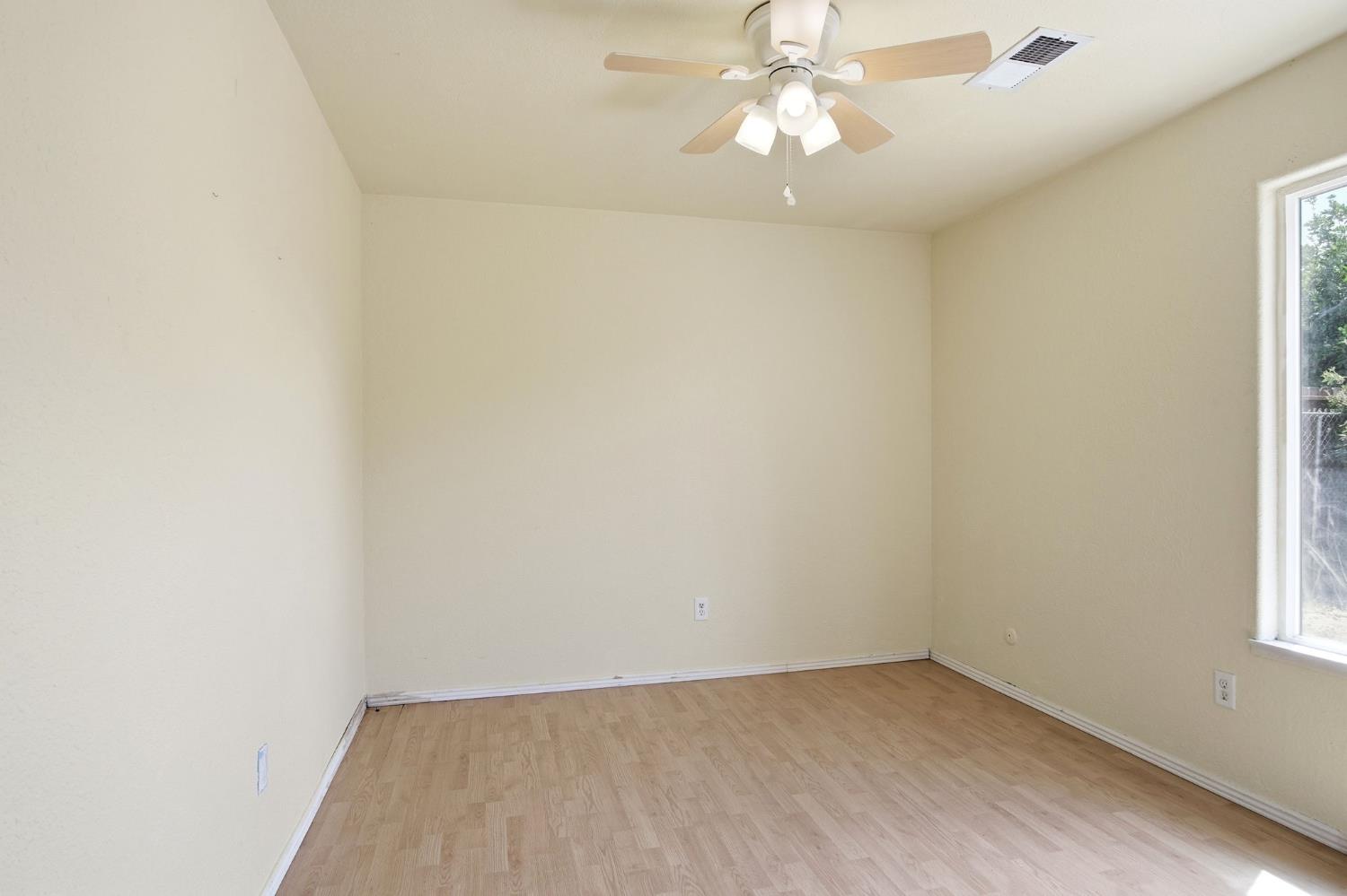 7161 Rita Way Winton, CA 95388 - Photo 20 of 33