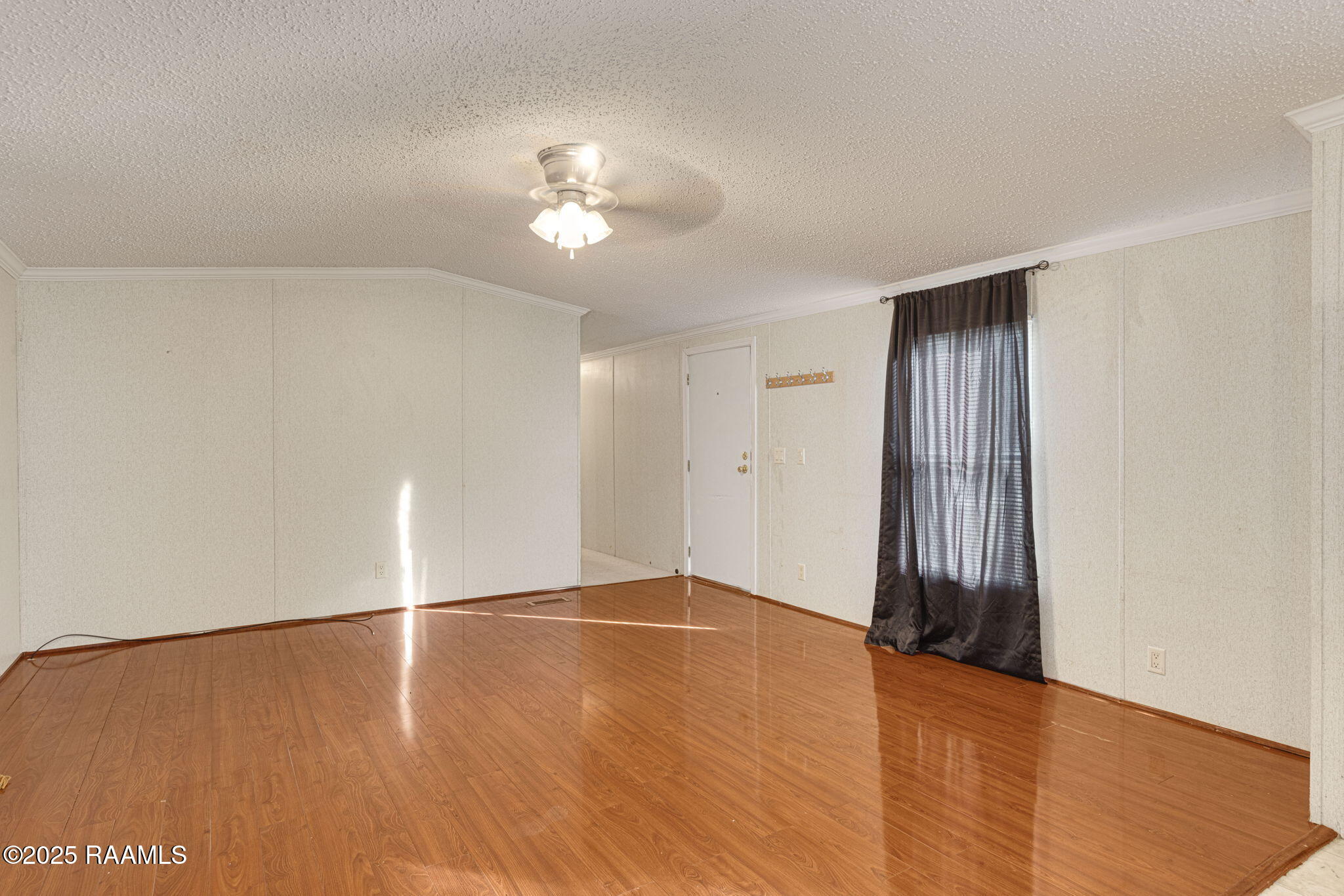 1097 Kidder-Robin Road, Unit F Arnaudville, LA 70512 - Photo 5 of 27 Living Room