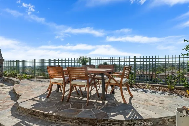 $1,700,000 | 15 Ravensridge, Rancho Santa Margarita, CA 92679