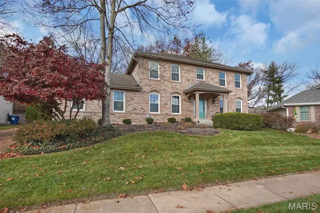 $574,989 | 1706 Connemara Drive, Manchester, MO 63021