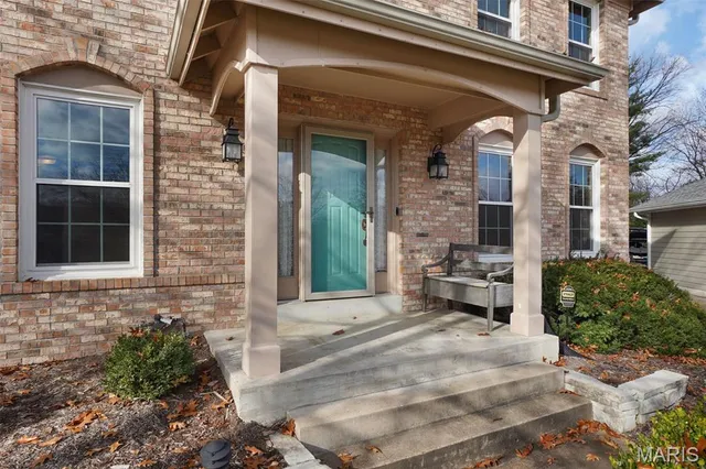 $574,989 | 1706 Connemara Drive, Manchester, MO 63021