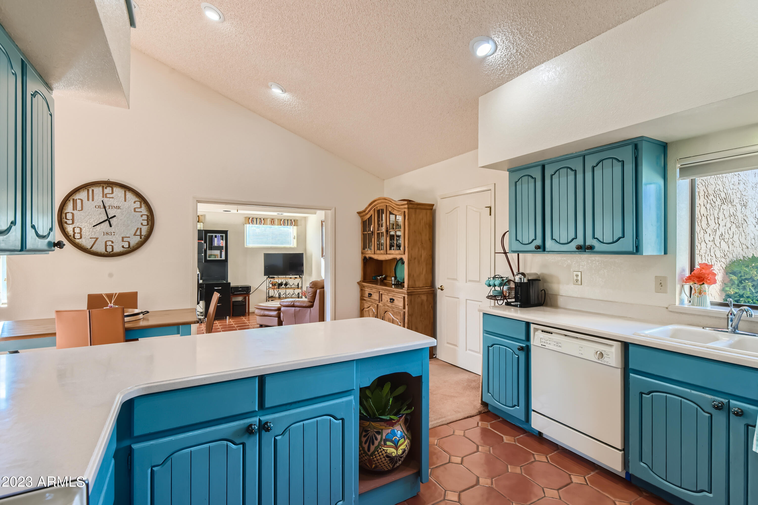 26449 North Arroyo Way Rio Verde, AZ 85263 - Photo 11 of 37 Kitchen