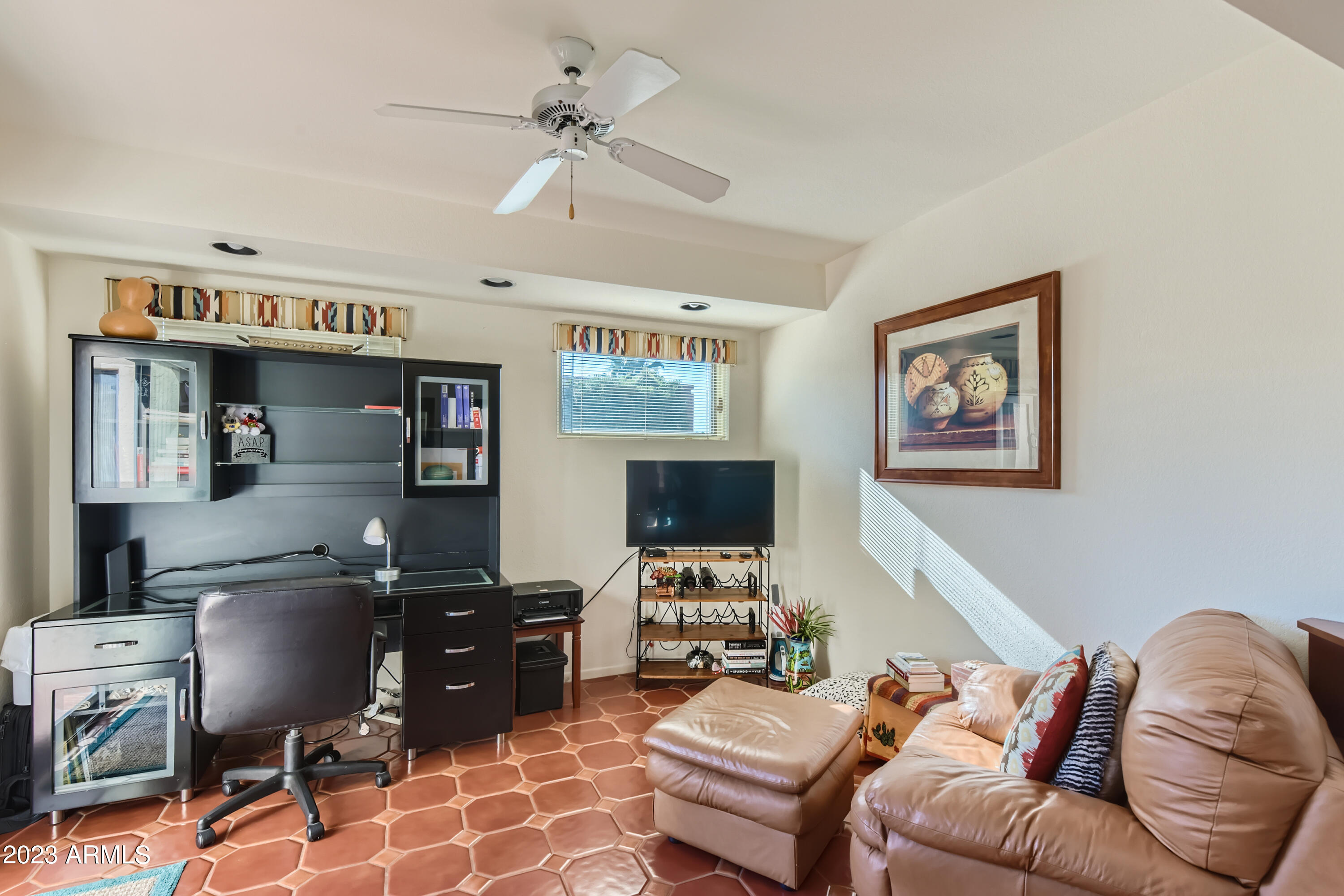 26449 North Arroyo Way Rio Verde, AZ 85263 - Photo 13 of 37 Office