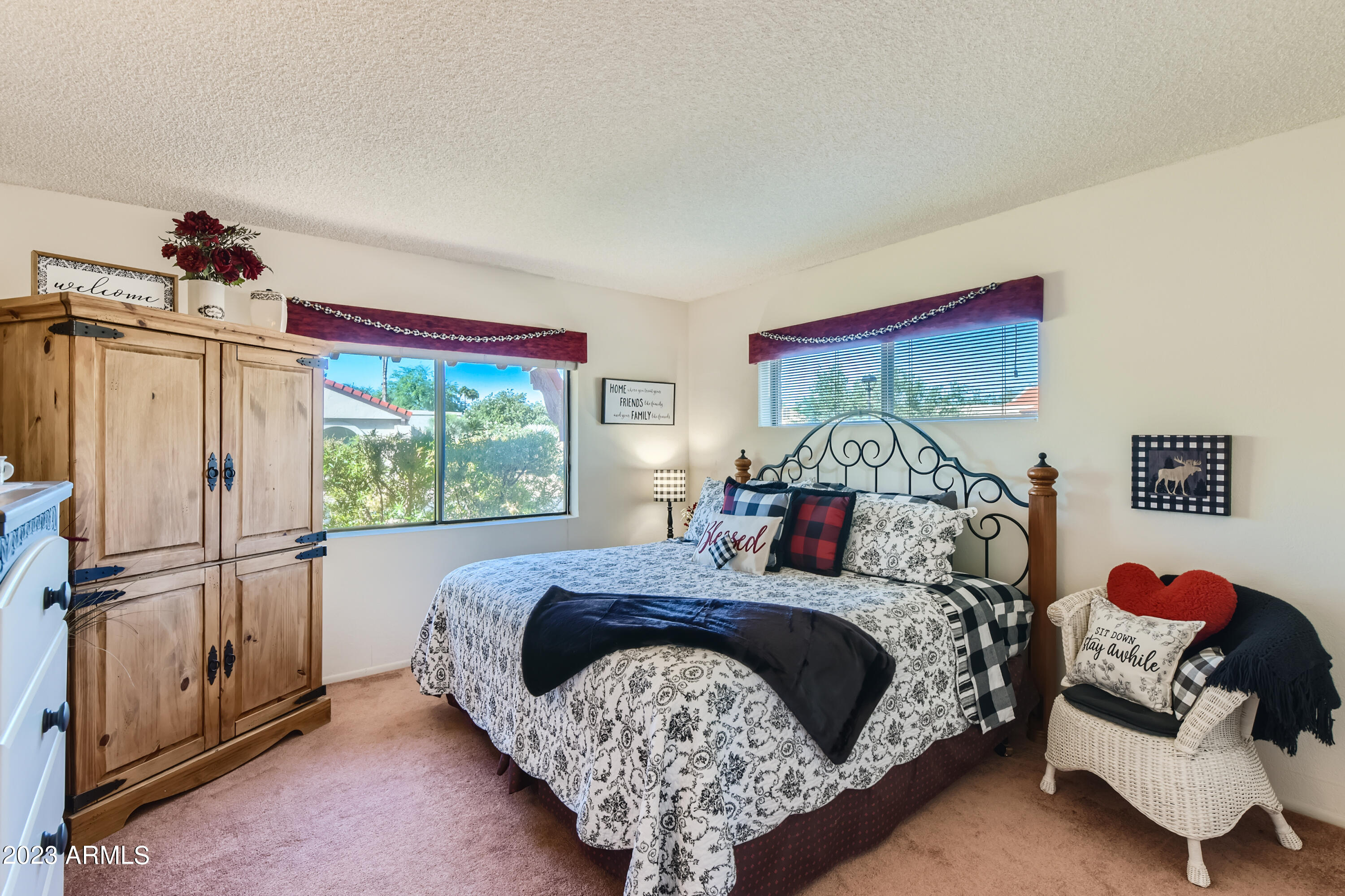 26449 North Arroyo Way Rio Verde, AZ 85263 - Photo 20 of 37 Guest Bedroom
